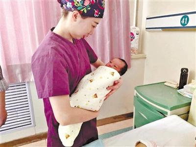 聲聲啼哭清亮 蘭州第一批“20后”閃亮登場！