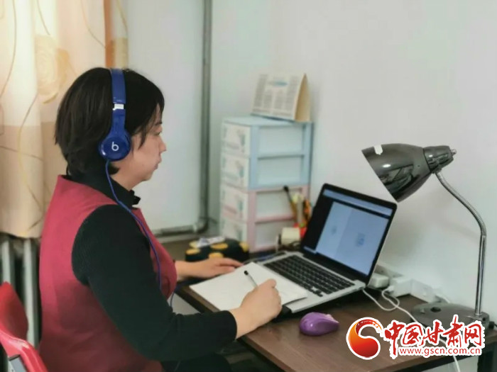 【三八特刊·“疫”線心聲】她，24小時聆聽“疫”動的心