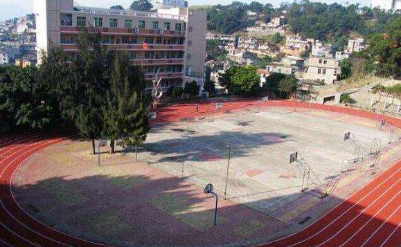 蘭州四城區(qū)初一新生7月23日去對口學(xué)?？窗?>
        </a><em>蘭州四城區(qū)初一新生7月23日去對口學(xué)?？窗?/em></li>
    <li><a  target=