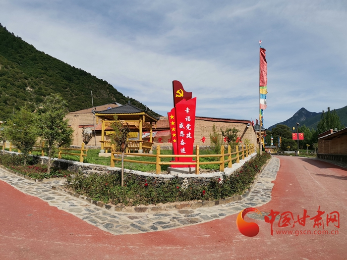 【蘭大新聞學子重走西北角】甘南迭部：村民吃上“文化飯”，搭上“旅游車”