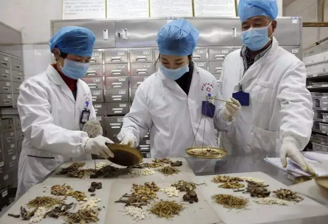 新冠肺炎疫情人物同防市民如何做？請看這里！