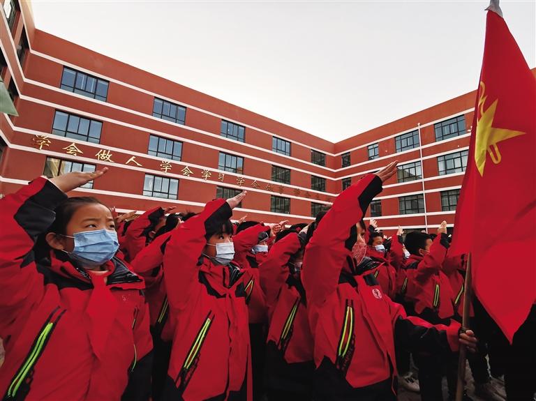 “犇”向新學(xué)期！來看蘭州娃的開學(xué)第一課