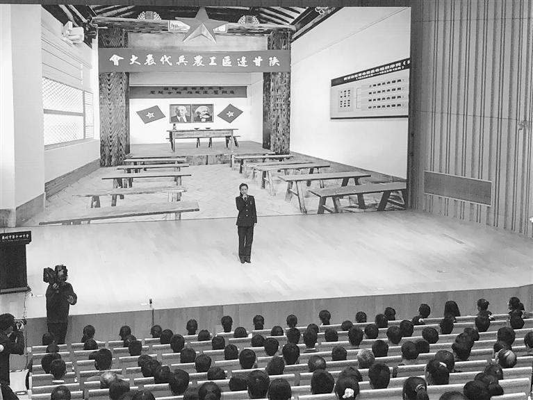 蘭州市開展“學黨史、頌黨恩、跟黨走”紅色文化進校園活動