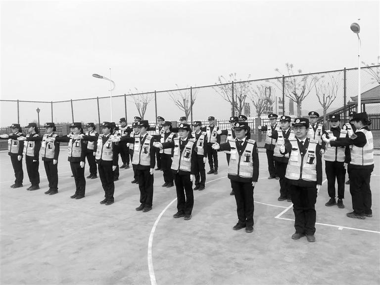 蘭州東高速收費所開展“春訓”活動