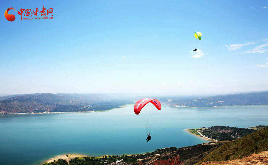 【五一游甘肅】這個(gè)五一，我在宛若游龍繞山行的黃河畔等你