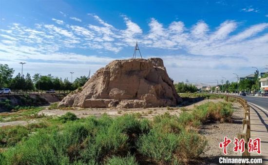 圖為沙州郡城遺址公園古遺址?！⊥醣筱y 攝
