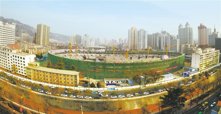 蘭州市七里河體育場主體封頂，預(yù)計(jì)明年7月交付使用