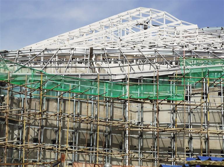 蘭州野生動(dòng)物園配建項(xiàng)目建設(shè)抓進(jìn)度忙施工 “游客服務(wù)中心”“動(dòng)物行為展示館”雛形可見