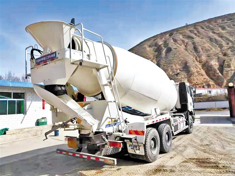 【聚焦3.15】大罐攪拌車年檢時(shí) 發(fā)現(xiàn)竟是非法改裝車？